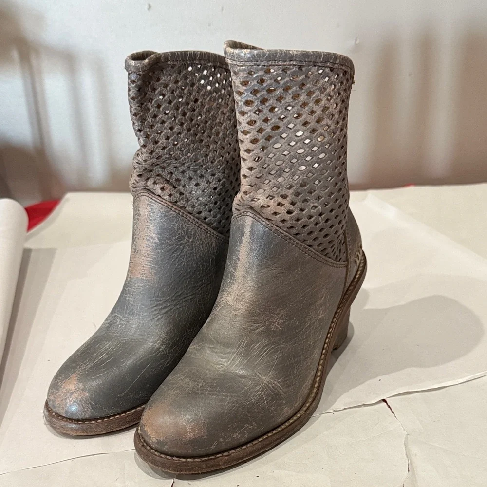 BED|STU Gray Perforated Wedge Boots